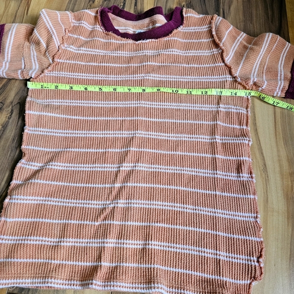 Free People- We the Free Short Sleeve White Stripe Top Orange Burgundy XS - Picture 3 of 5